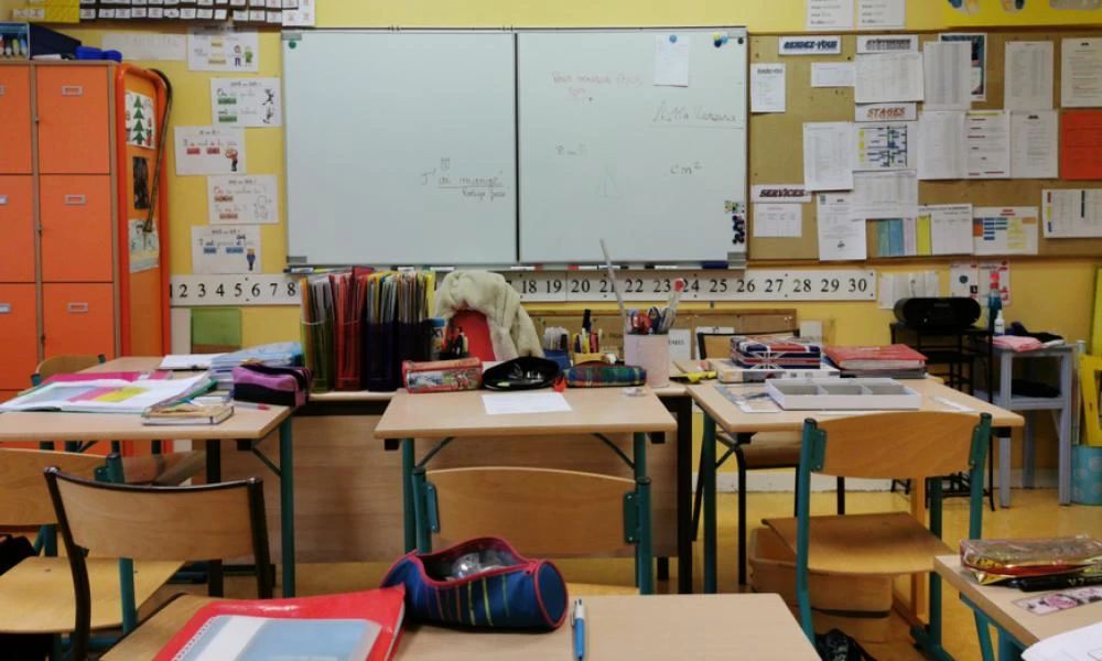 Μαρτυρία δασκάλας στις γειτονιές μεταναστών του Παρισιού